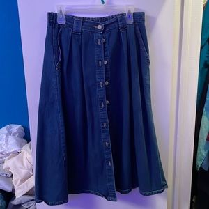 Jean button-up skirt